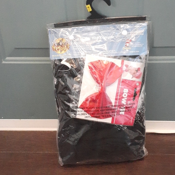 Dr. Seuss Cat in the Hat Romper - Adult Costume 🍎 - Picture 5 of 5